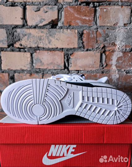 Кроссовки Nike Dunk Low Retro