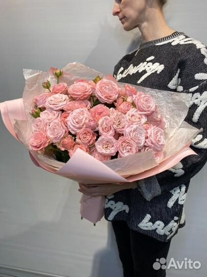 Букеты кустовых роз / доставка цветов