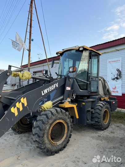 Фронтальный погрузчик XCMG LW180FV, 2021