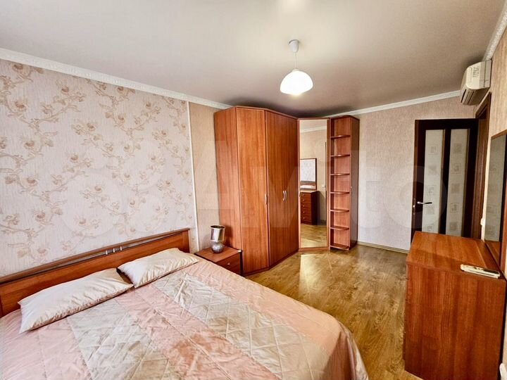 3-к. квартира, 84,4 м², 4/10 эт.