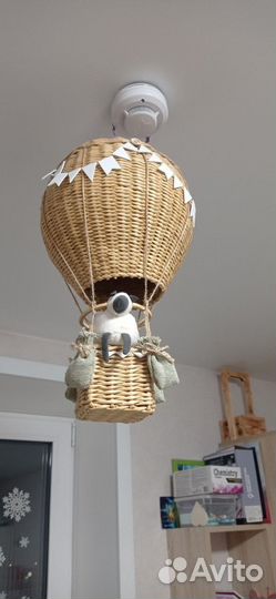 Воздушный шар с корзинкой