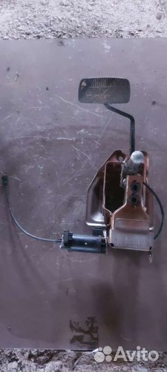 Педаль тормоза Nissan Murano Z50