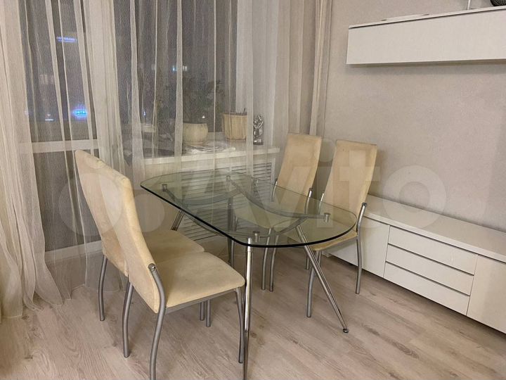 2-к. квартира, 73 м², 3/5 эт.