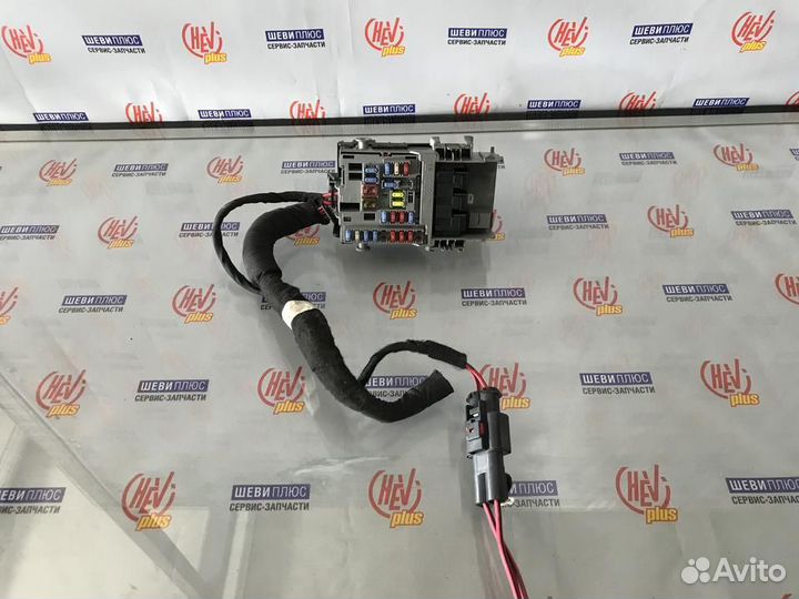 Блок предохранителей Cadillac SRX