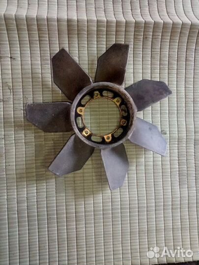 Крыльчатка вентилятора Subaru Leone AA5 EA82