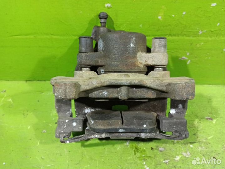 Суппорт тормозной передний Land Rover Freelander 2