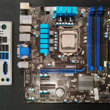 Топовая MSI MS-7813 h77 1155 socket