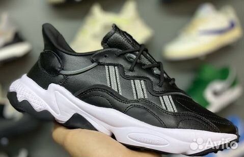 Кроссовки Adidas Ozweego