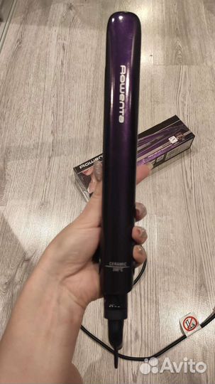 Выпрямитель для волос новый