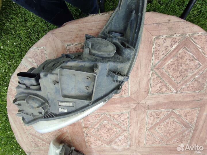 Фара ford focus 3