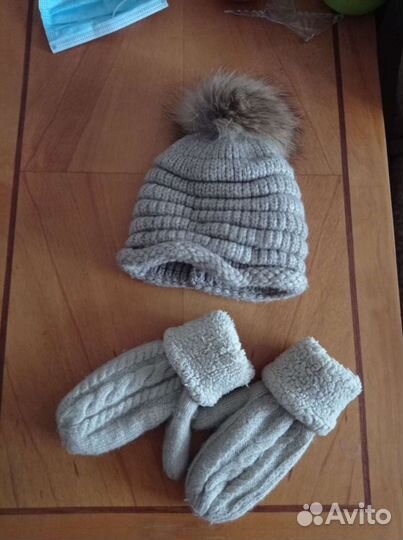 Шапка с варежками