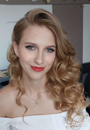 Парикмахерские услуги. Прическа и мейкап