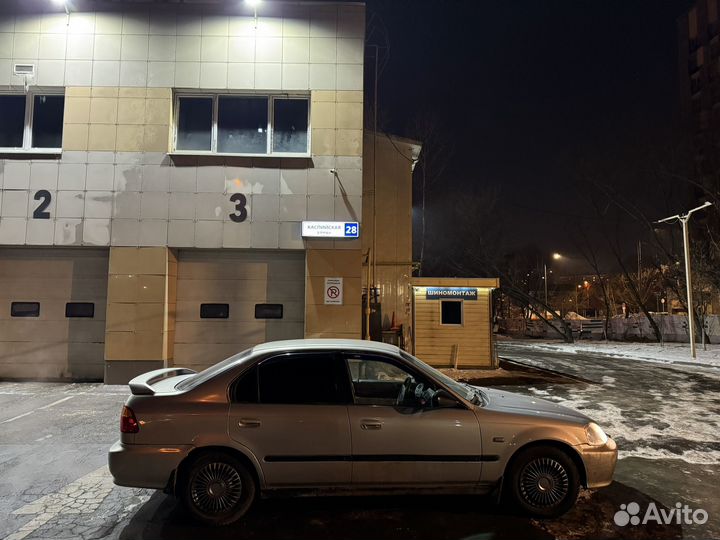 Honda Civic 1.6 AT, 1999, 270 000 км