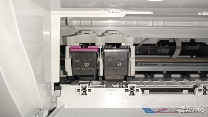 Струйный цветной принтер hp Deskjet 2720