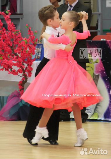 Пошив платьев для бальных танцев