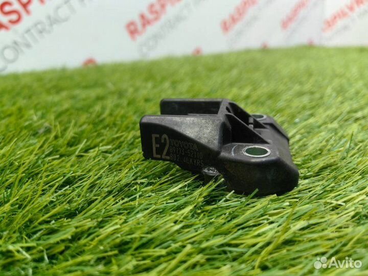 Датчик airbag передний Toyota Wish ZGE20W 2zrfae