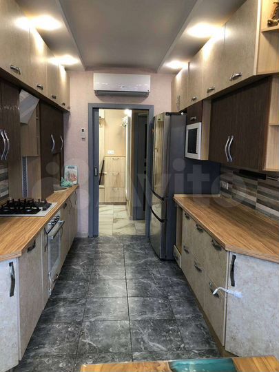 3-к. квартира, 82 м², 1/3 эт.