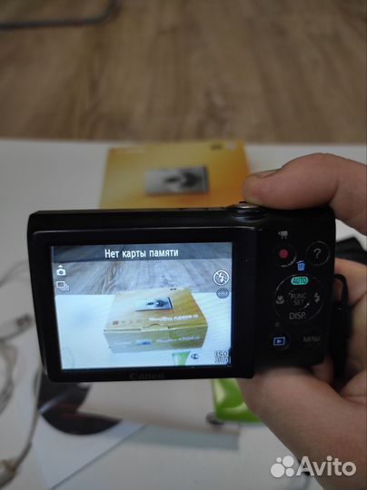 Компактный фотоаппарат canon