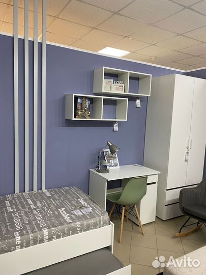 Мебель в детскую / подростковую комнату