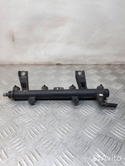 Топливная рампа Citroen C3 1 1.4 KFW 2003