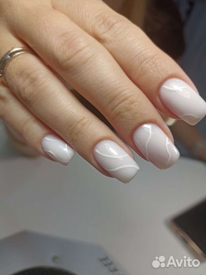 Маникюр педикюр
