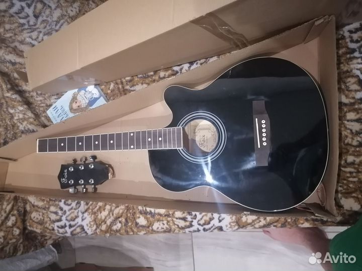 Акустическая гитара foix