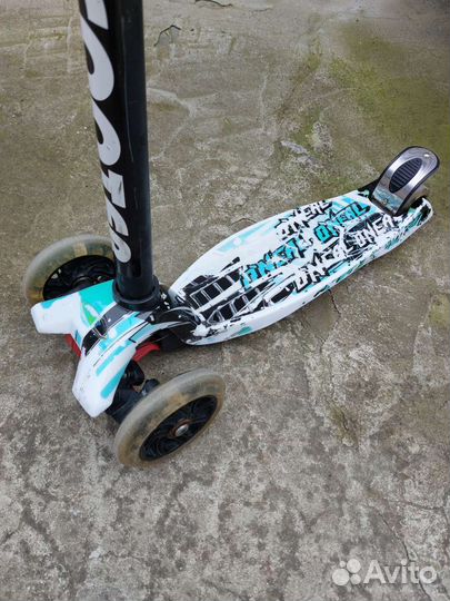 Самокат детский трехколесный