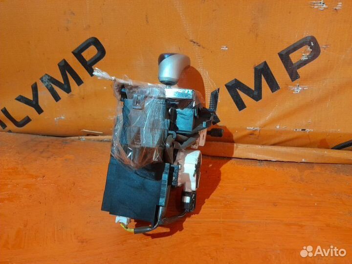 Селектор АКПП Toyota Prius ZVW30 2ZR-FXE 2009