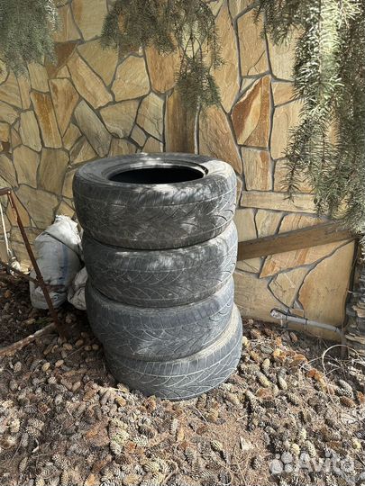 Bridgestone Blizzak VRX 285/60 R18
