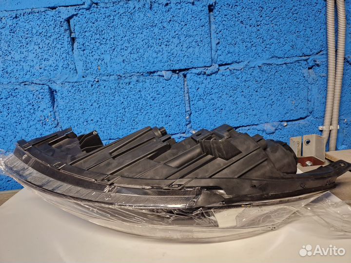 Фара Sportage SL правая