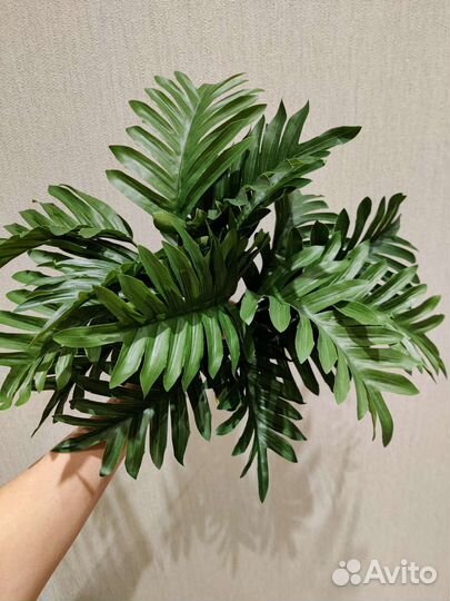 Искусственная пальма