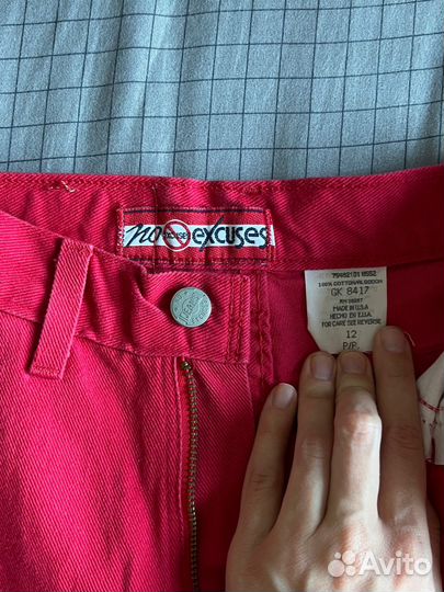 Красные винтажные джинсы mom