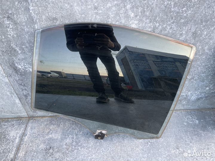 Стекло задней двери для Merсedes W220