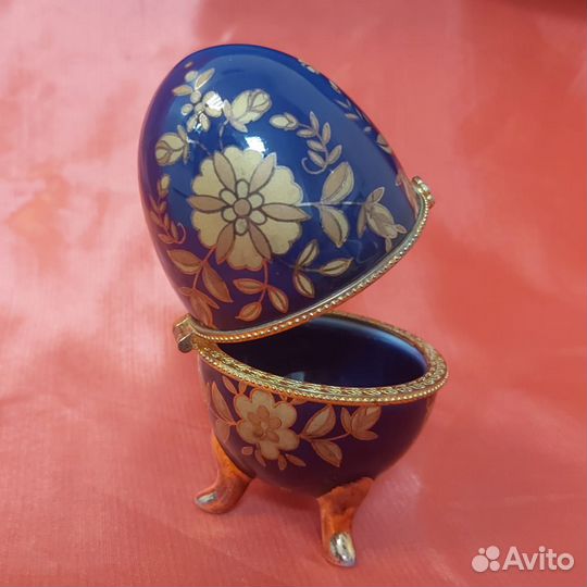 Шкатулка-яйцо сувенирная. Английский дизайн