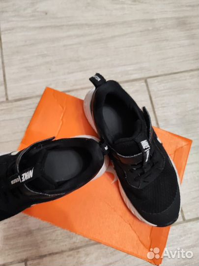 Кроссовки nike детские