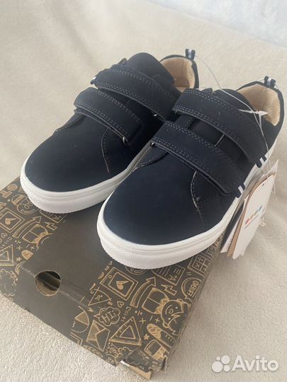 Новые ботинки 32 размер