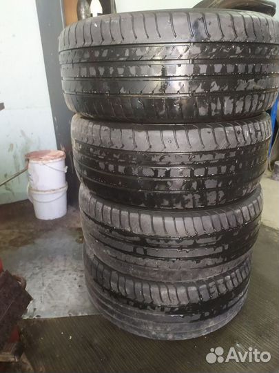 Goodyear EfficientGrip 215/50 R17 91V