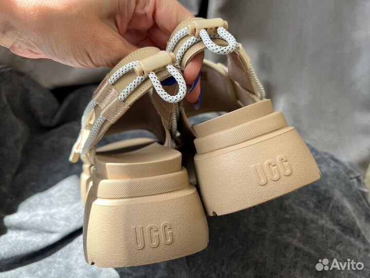 Босоножки женские замшевые UGG