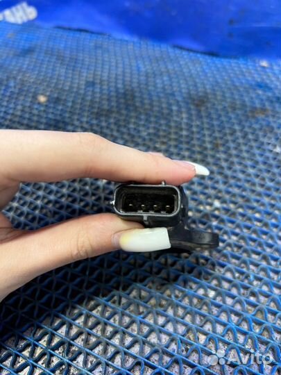 Датчик положения дроссельной заслонки Toyota