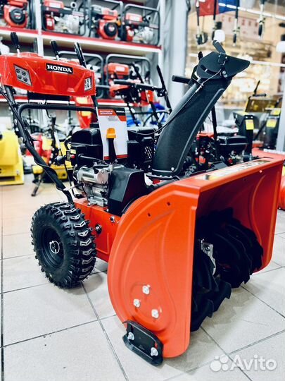 Снегоуборщик бензиновый Honda HSS GX340 13HP