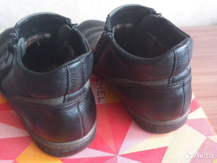 Ботинки демисезонные для мальчика 35