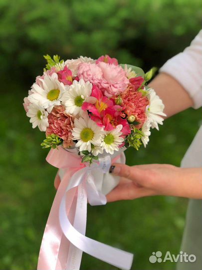 Живые цветы композиции