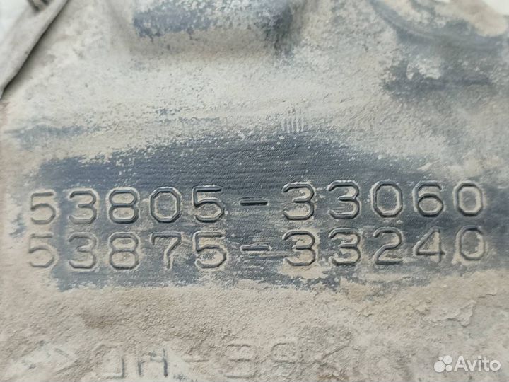 Подкрылок передний правый Toyota Camry XV70 2017