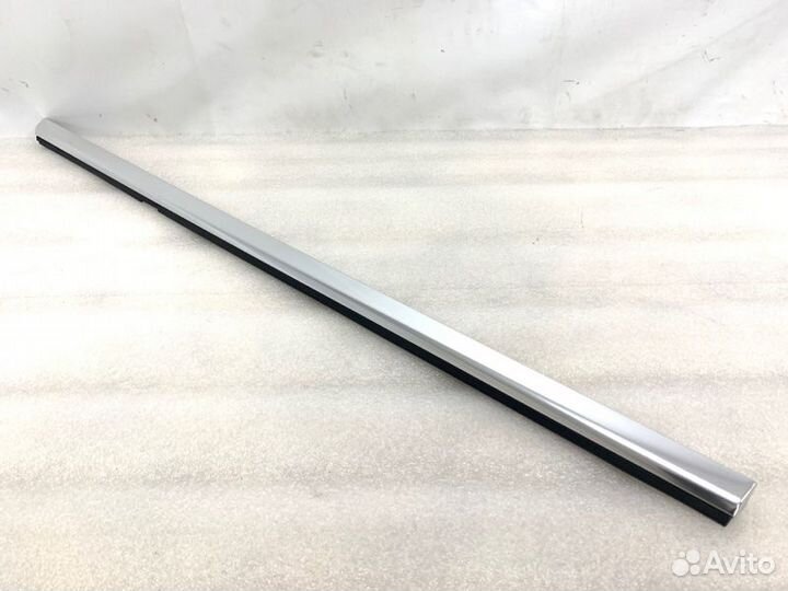 Молдинг стекла задний левый Mercedes-Benz Cla 250