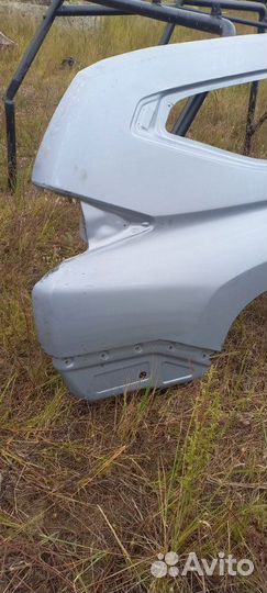 Крыло заднее правое Mitsubishi Pajero Sport 3