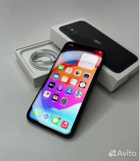 iPhone 11, 64 ГБ