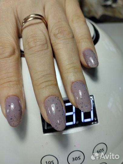 Мастер маникюра