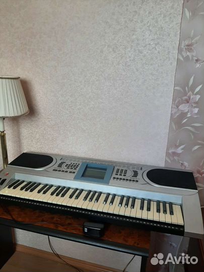 Синтезатор Супра SKB-611 в прекрасном состоянии