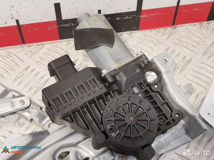 Стеклоподъемник передний правый Opel Astra F рест
