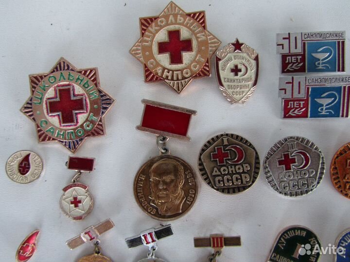 SVE Нагрудные знаки старина + медицина